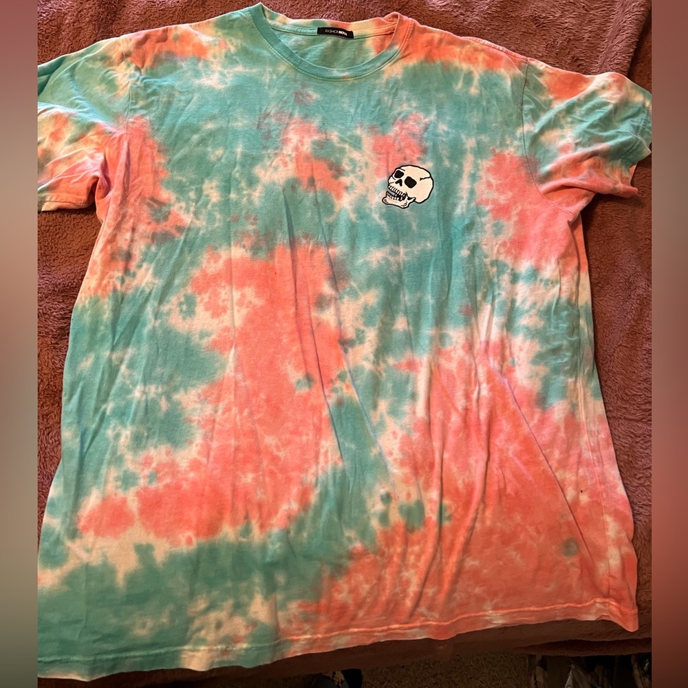 Fashion Nova Tie Dye shirt Size XXL